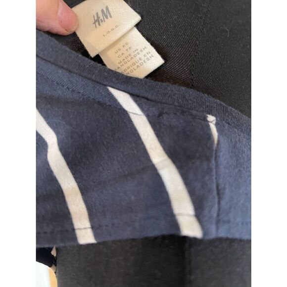 H&M | Dresses | Hm Womens Jersey Striped
Sleeveless Maxi Dress xs
Navy white - Picture 3 of 3